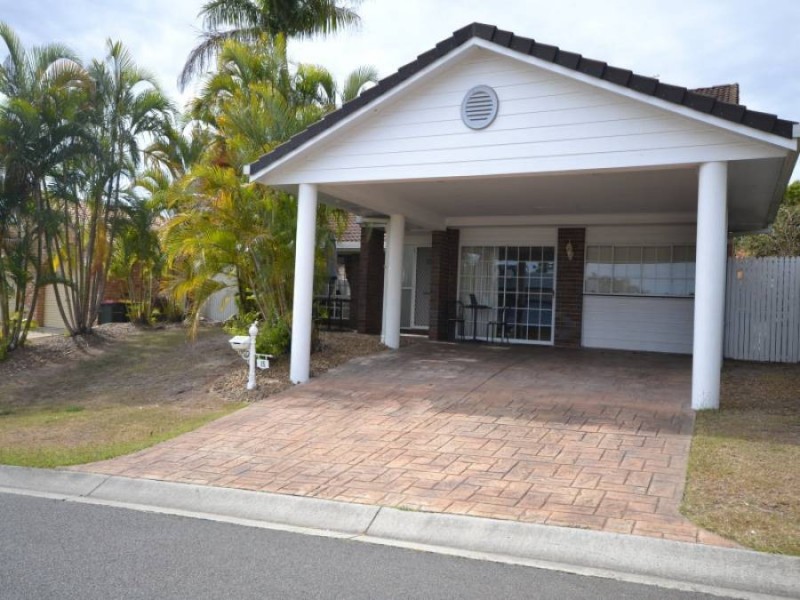 15 Ustinov Crescent, Mcdowall QLD 4053