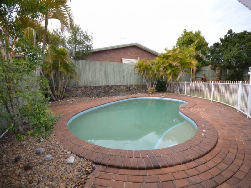 15 Ustinov Crescent, Mcdowall QLD 4053