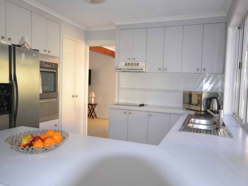 15 Ustinov Crescent, Mcdowall QLD 4053