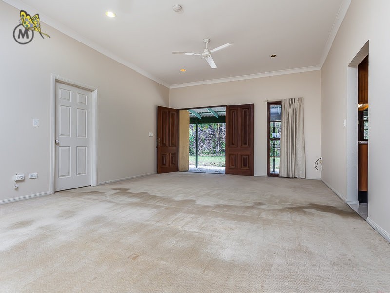 18 Salisbury Court, Clear Mountain QLD 4500