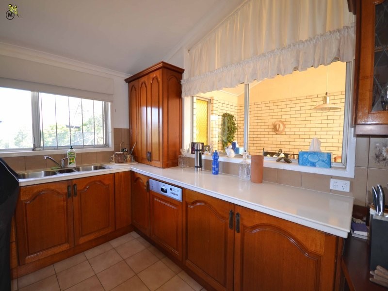 222 Graham Road, Bridgeman Downs QLD 4035