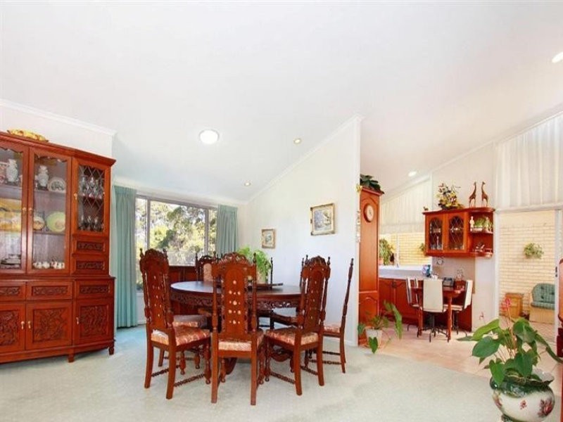 222 Graham Road, Bridgeman Downs QLD 4035