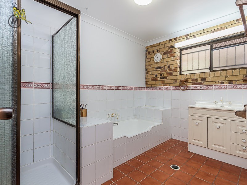 26 Blue Hills Drive, Bunya QLD 4055