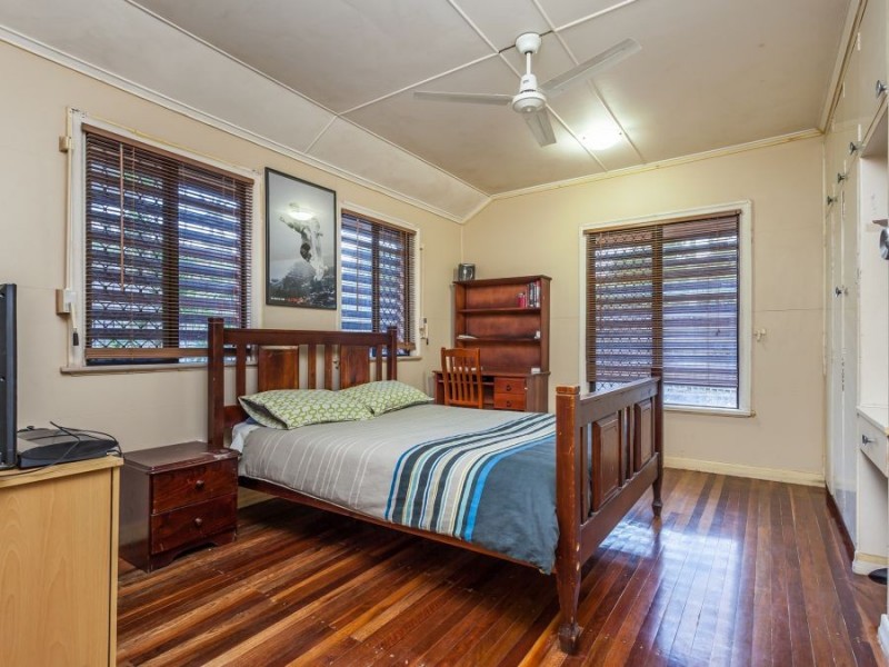 1 Page St, Everton Park QLD 4053