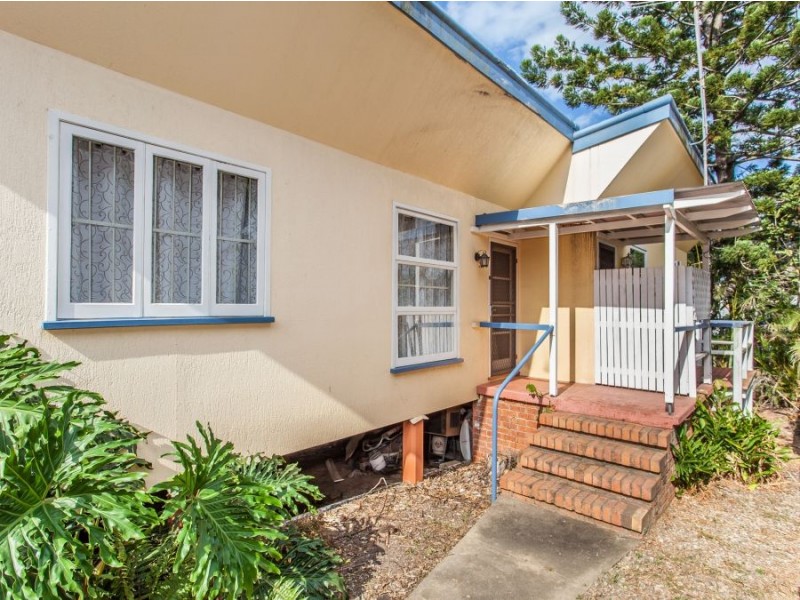 Units 1-4, 15 Jason St, Red Hill QLD 4059