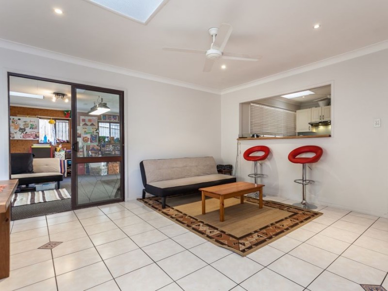 11 Janssen Street, Mcdowall QLD 4053