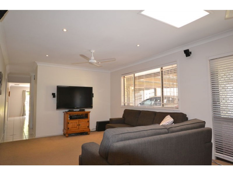 11 Janssen Street, Mcdowall QLD 4053