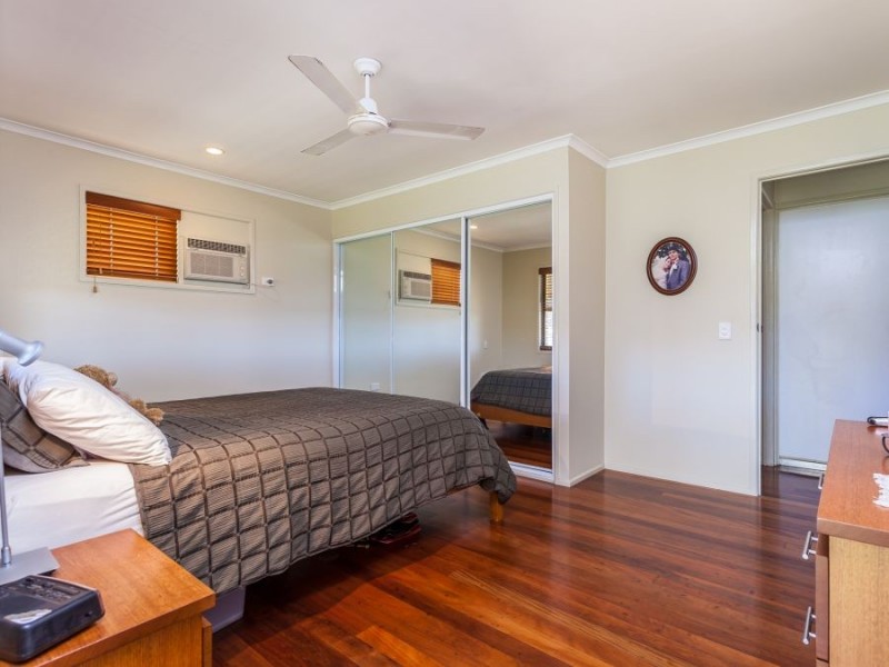 12 Seberg St, Mcdowall QLD 4053