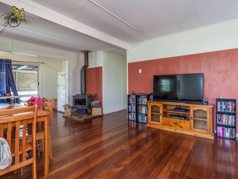 12 Arundal Street, Brighton QLD 4017