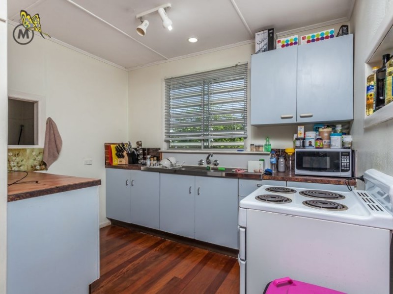 12 Arundal Street, Brighton QLD 4017