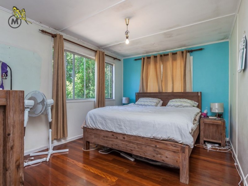 12 Arundal Street, Brighton QLD 4017