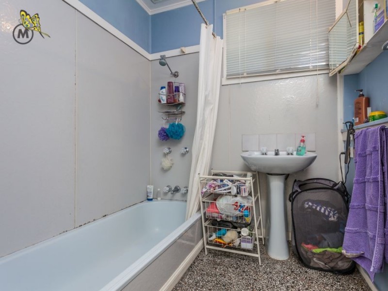 12 Arundal Street, Brighton QLD 4017