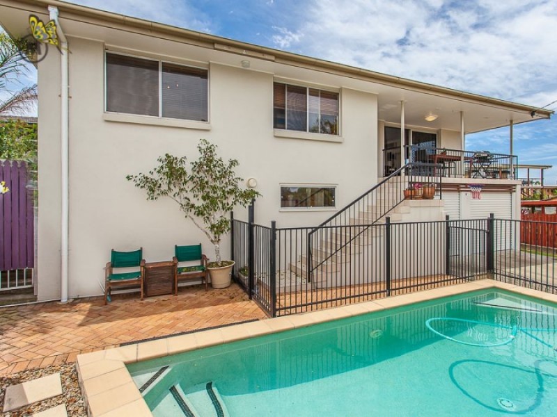 7 Bogart Street, Stafford Heights QLD 4053