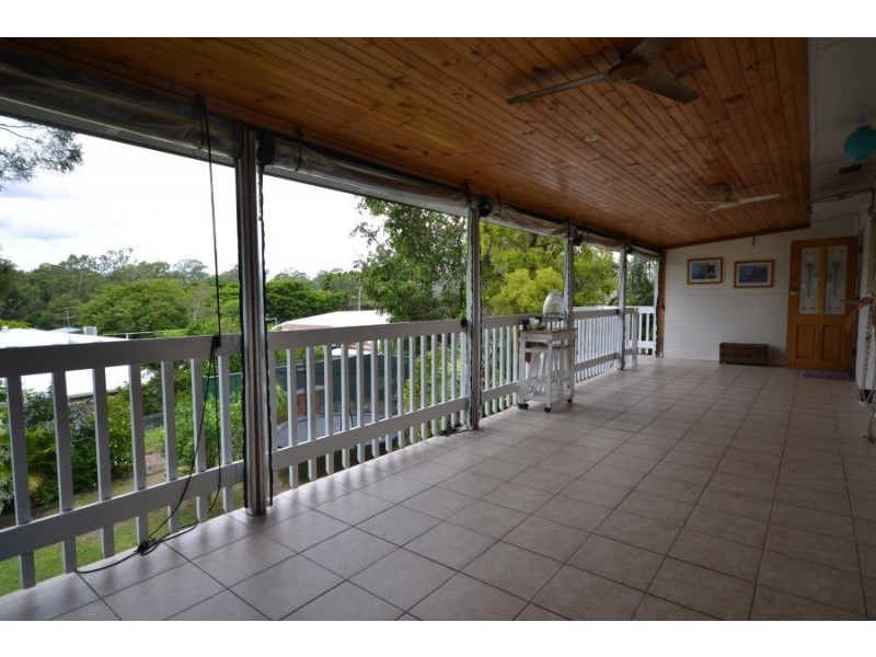 4 Waratah street, Albany Creek QLD 4035