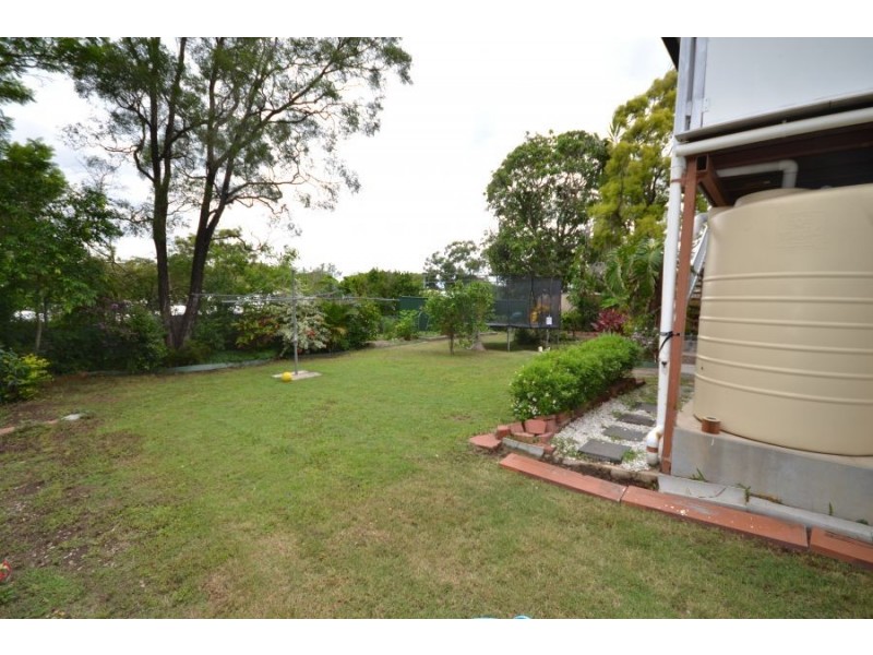 4 Waratah street, Albany Creek QLD 4035