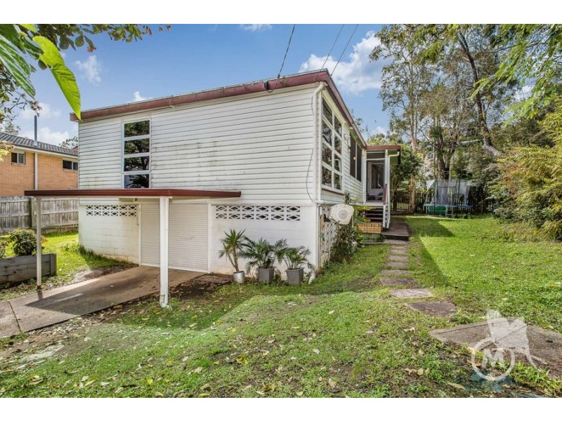 24 Reedan Street, Everton Park QLD 4053