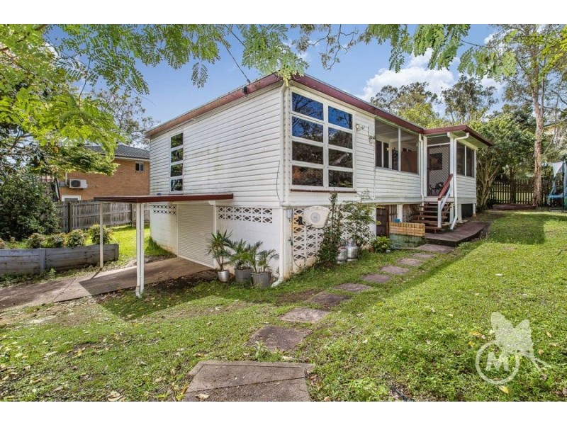 24 Reedan Street, Everton Park QLD 4053