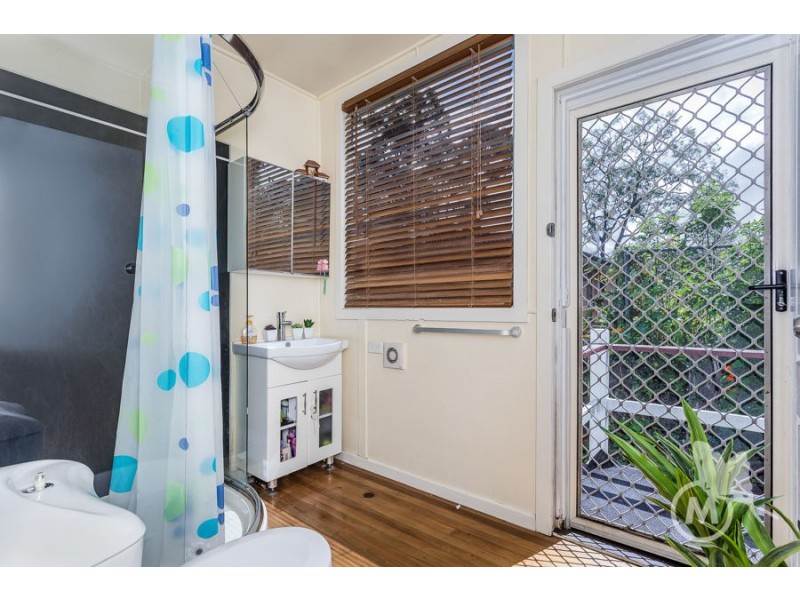 24 Reedan Street, Everton Park QLD 4053