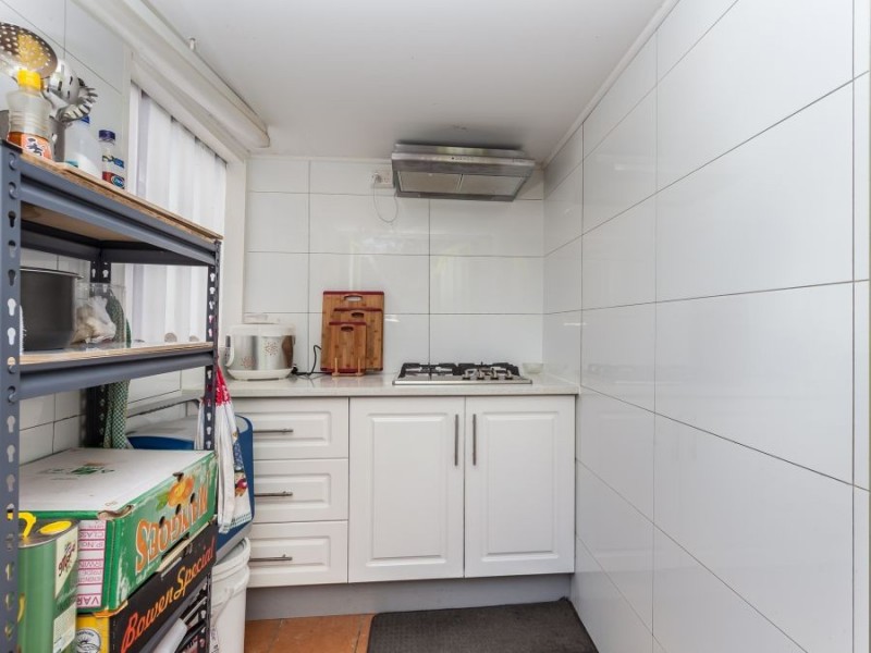 2 Redgrave St, Stafford Heights QLD 4053