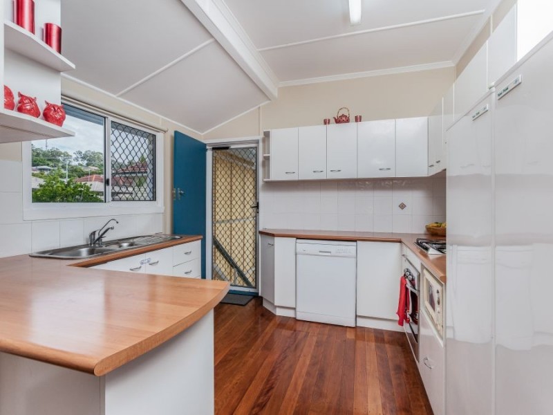 42 Teevan St, Stafford QLD 4053