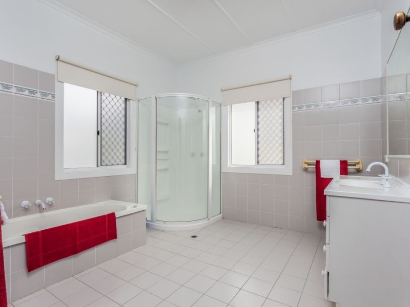 42 Teevan St, Stafford QLD 4053