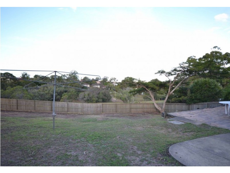 15 Greenhill Street, Everton Park QLD 4053