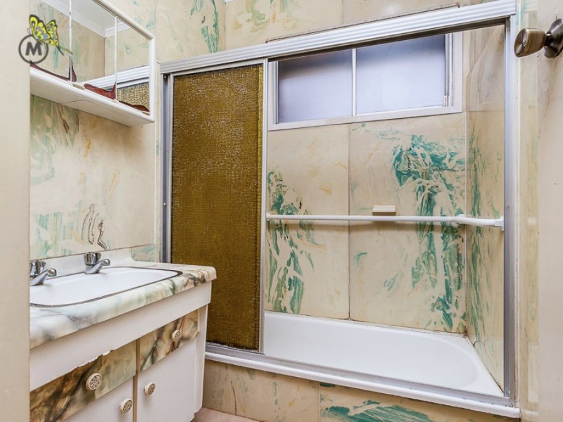 76 Days Road, Grange QLD 4051