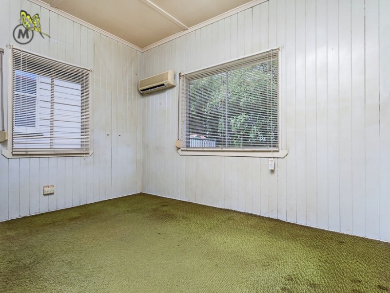 76 Days Road, Grange QLD 4051