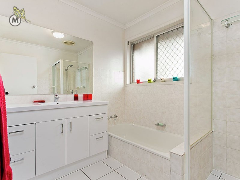 28 Remick St, Stafford Heights QLD 4053