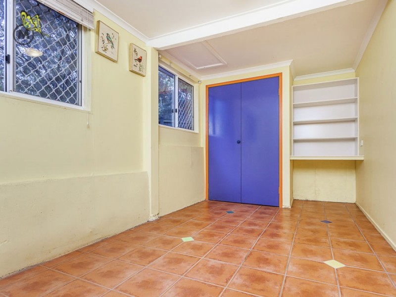 17 Aldwych Street, Stafford Heights QLD 4053