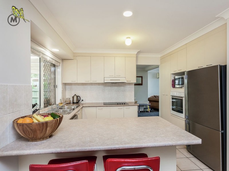 130 Streisand Drive, Mcdowall QLD 4053