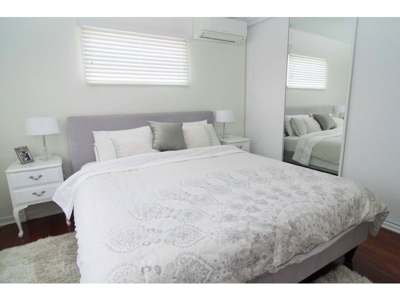 111 Redwood Street, Stafford Heights QLD 4053