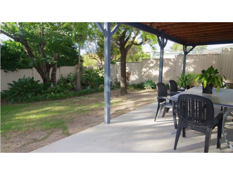 111 Redwood Street, Stafford Heights QLD 4053