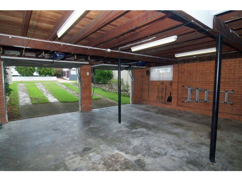 111 Redwood Street, Stafford Heights QLD 4053