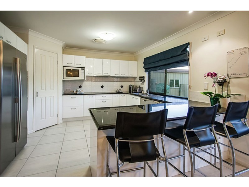 15 Tayla Close, Bridgeman Downs QLD 4035