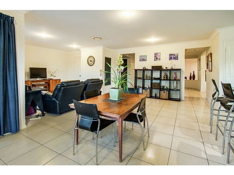 15 Tayla Close, Bridgeman Downs QLD 4035