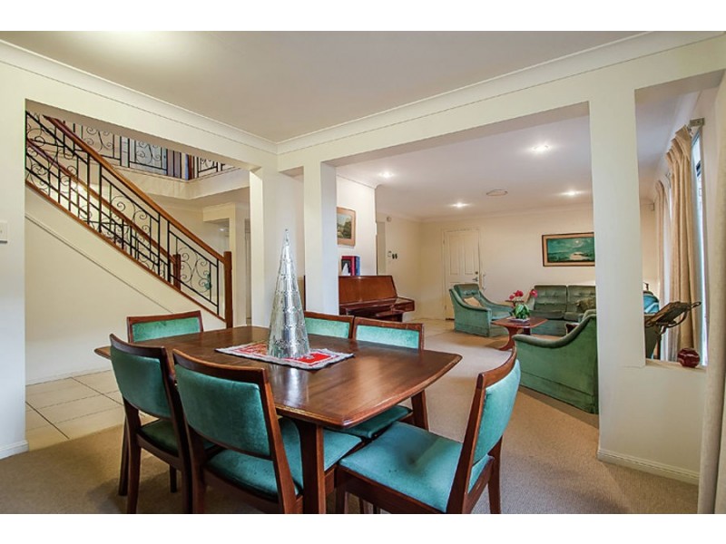 15 Tayla Close, Bridgeman Downs QLD 4035