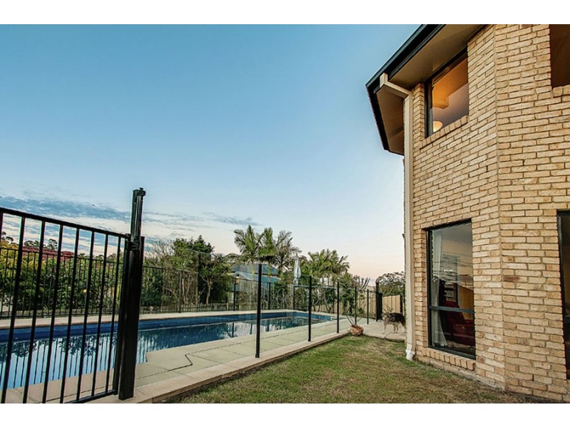 15 Tayla Close, Bridgeman Downs QLD 4035