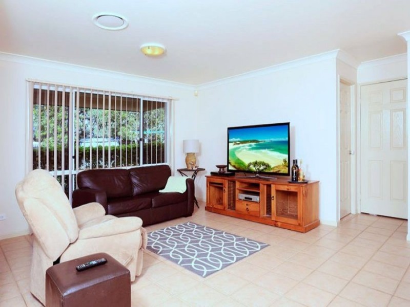 19 Redford Crescent, Mcdowall QLD 4053