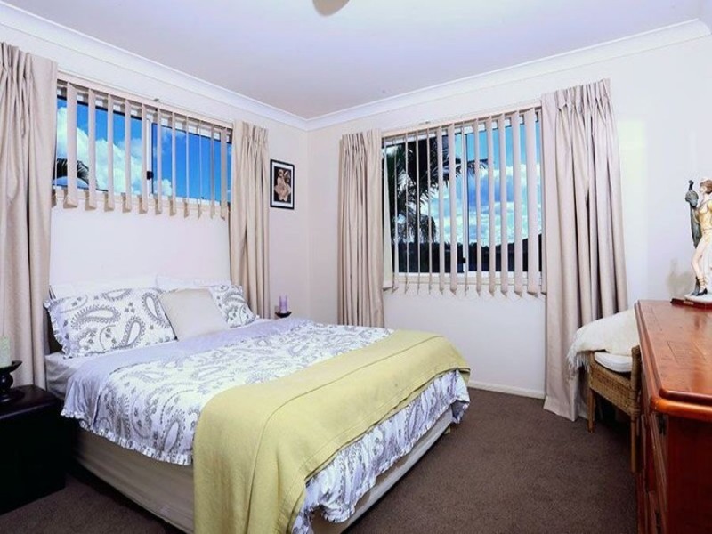 19 Redford Crescent, Mcdowall QLD 4053