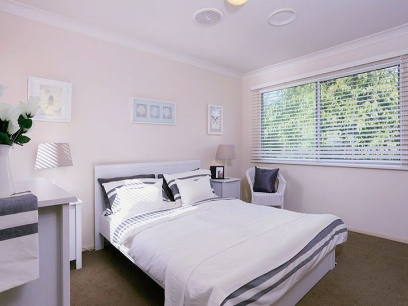 19 Redford Crescent, Mcdowall QLD 4053
