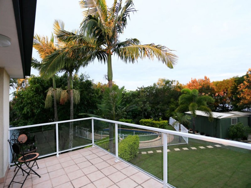 19 Redford Crescent, Mcdowall QLD 4053