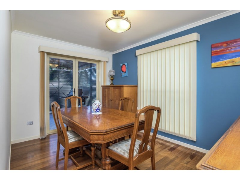 8 Mayer Street, Mcdowall QLD 4053