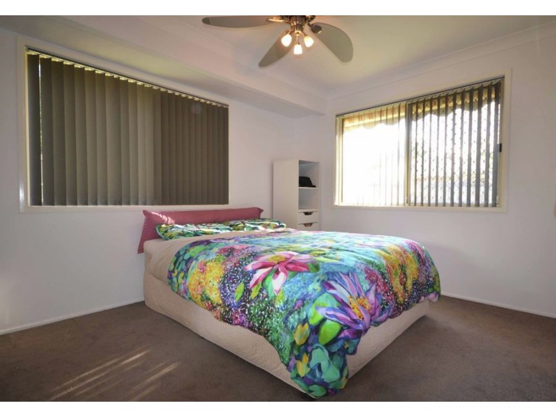 6 Woodvale Court, Everton Hills QLD 4053