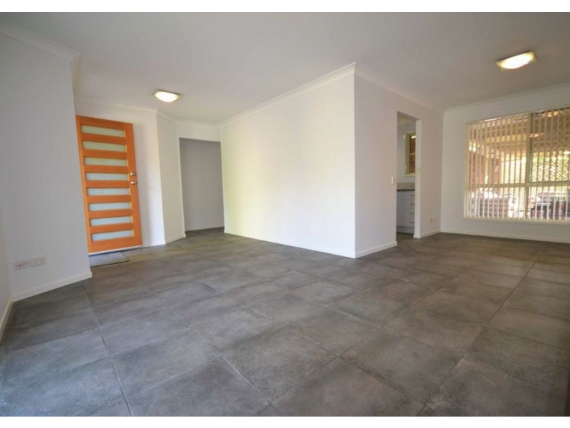 6 Woodvale Court, Everton Hills QLD 4053