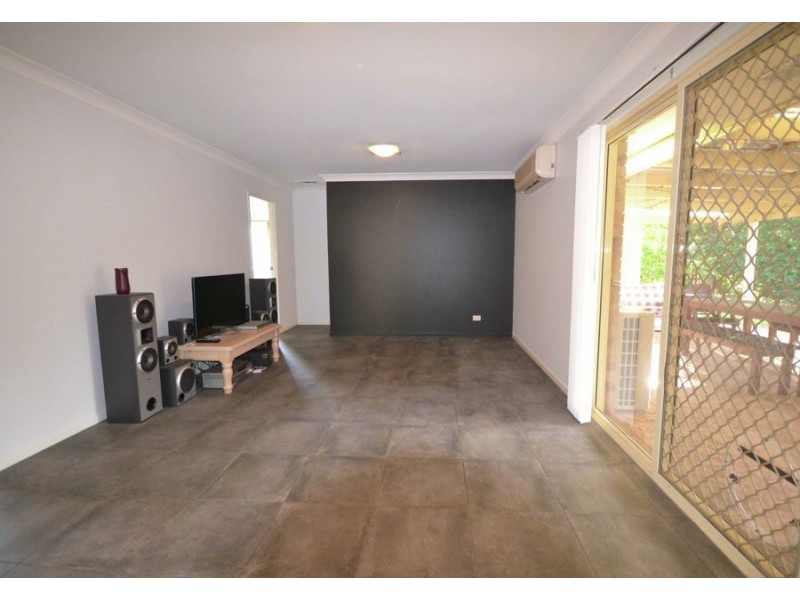 6 Woodvale Court, Everton Hills QLD 4053