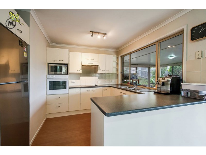 1 Simpson Court, Albany Creek QLD 4035
