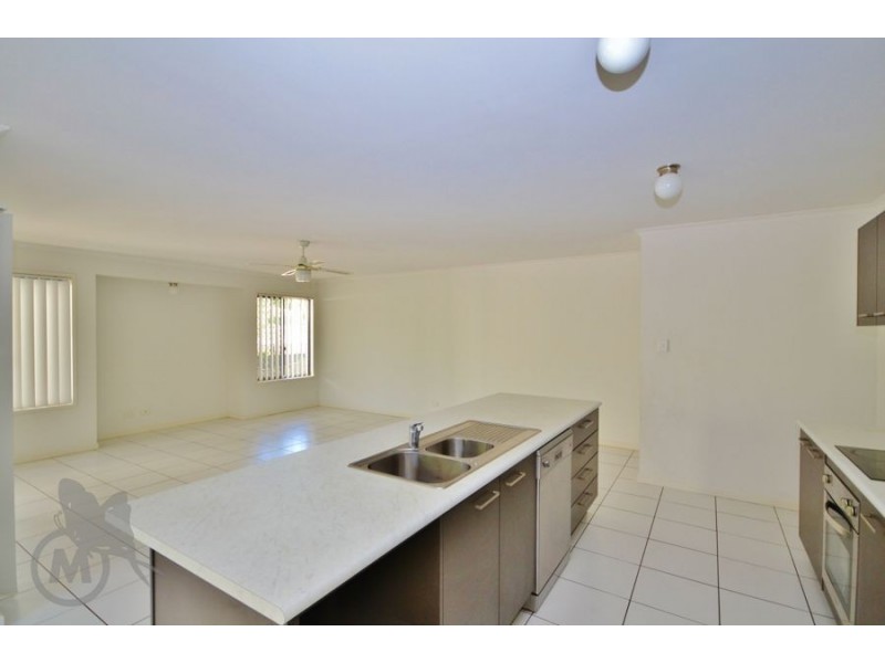 8 Rolleston, Keperra QLD 4054