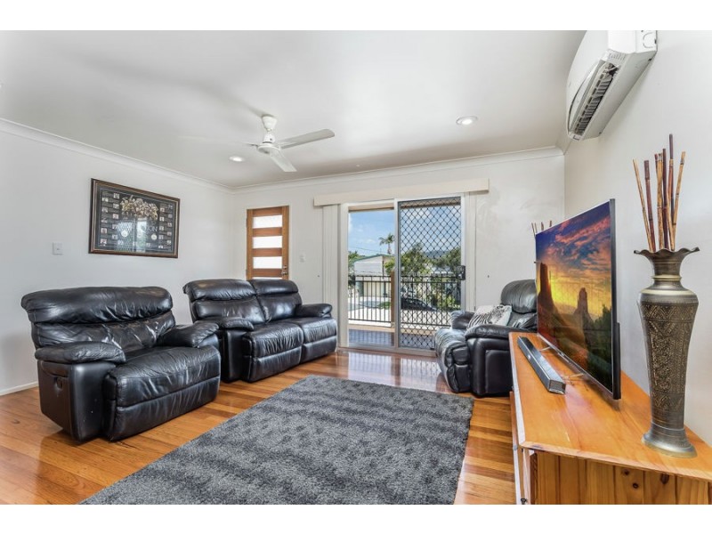 20 Corang Crescent, Ferny Hills QLD 4055
