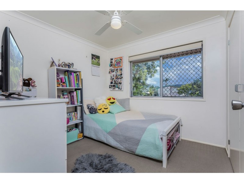 20 Corang Crescent, Ferny Hills QLD 4055